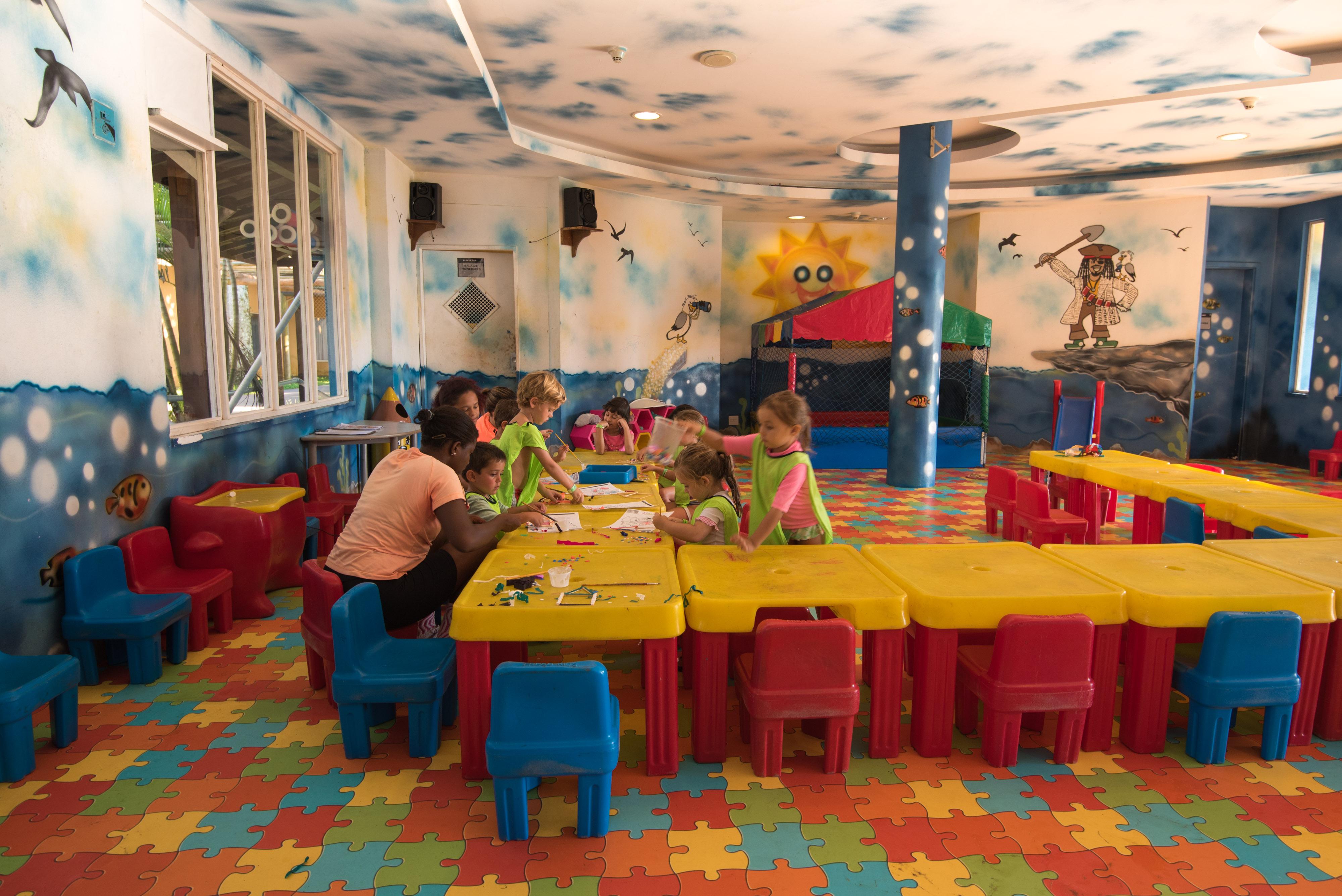 Vila Gale Eco Resort Angra Angra dos Reis Ngoại thất bức ảnh The children's club at the hotel